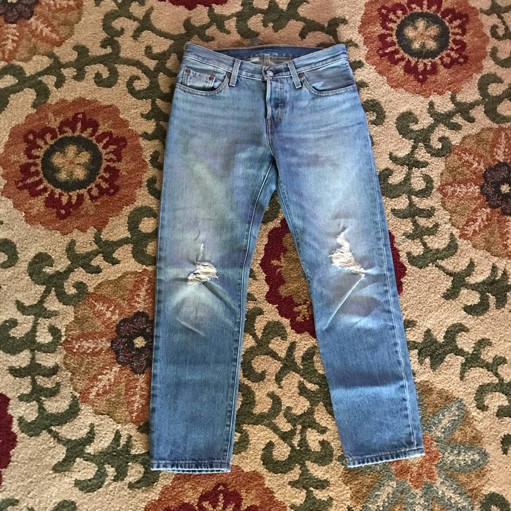 Levi’s 501 ct cotton distressed button fly